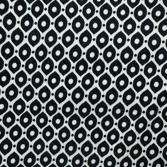 Crosby Women's Size 10 Pants Ankle Length Black White Pattern Stretchy - Picture 2 of 10